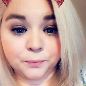 Meet your Posher, Suzanne